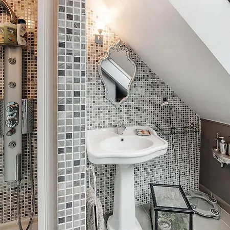 3 Bedroom Gorgeous In Отель